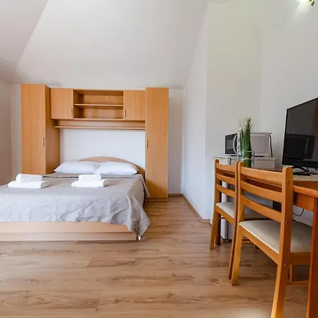 Heaven, Private Heated Pool, Pet Friendly, Children's Playground