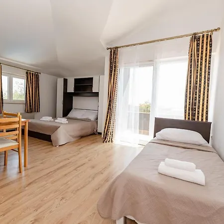 וילה Heaven, Private Heated Pool, Pet Friendly, Children's Playground Donji Zemunik